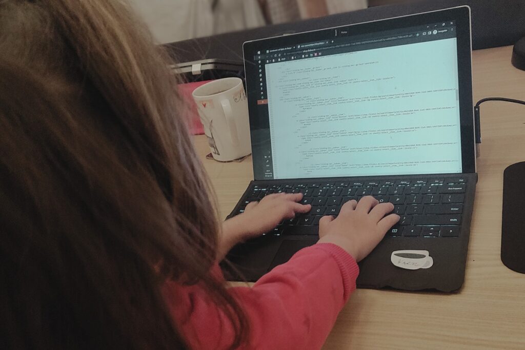 help with blog management